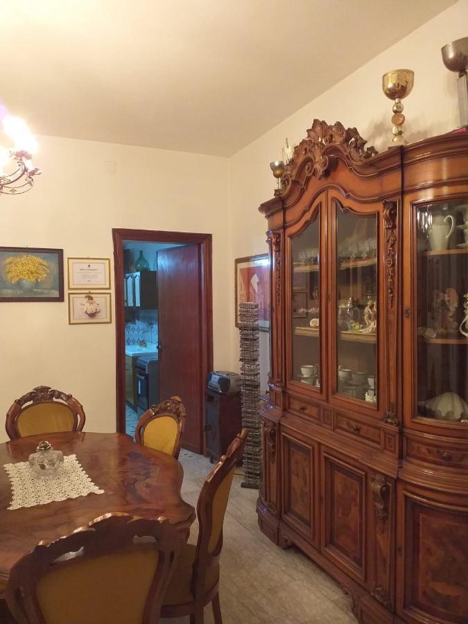 La Casa Di Lina Lejlighed Sezze Eksteriør billede